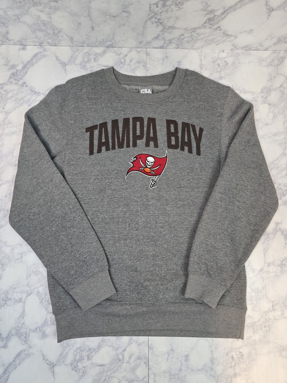 CSA NFL Tampa Bay Buccaneers Gray Crewneck Sweatshirt Small